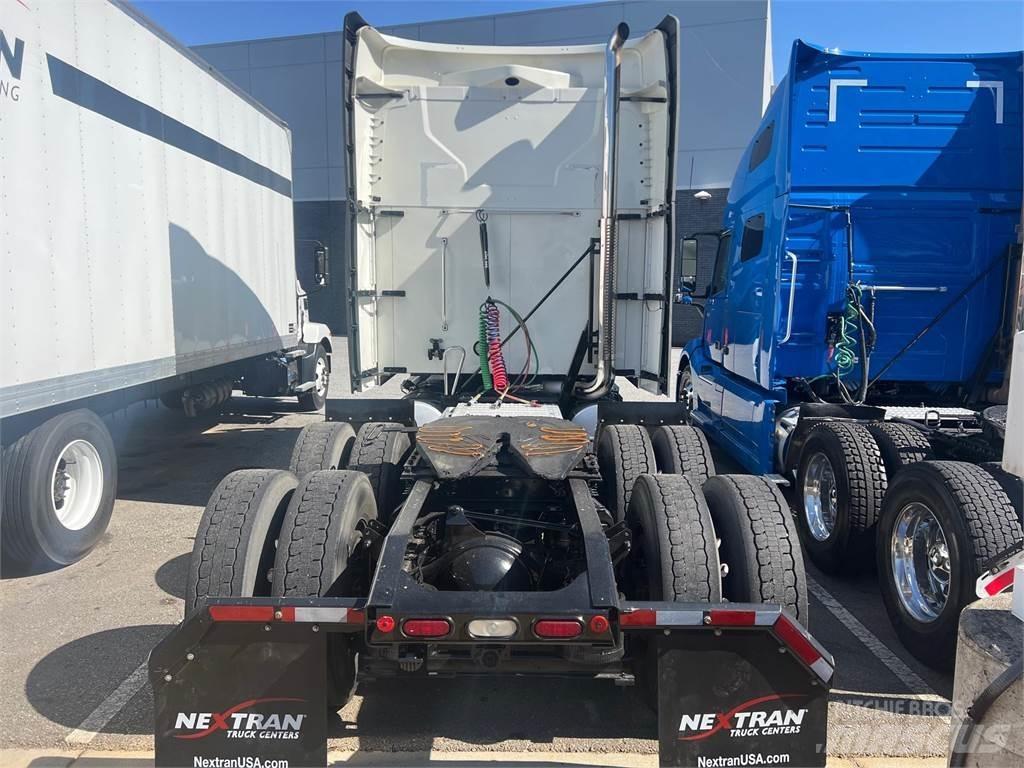 Mack AN64T Sattelzugmaschinen