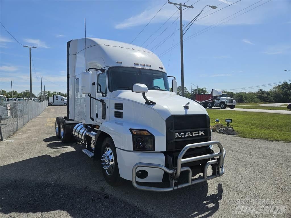 Mack AN64T Sattelzugmaschinen