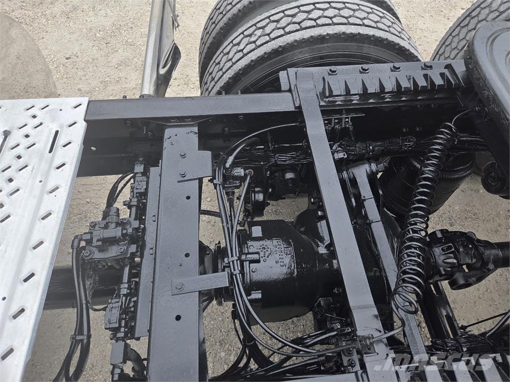 Mack AN64T Sattelzugmaschinen