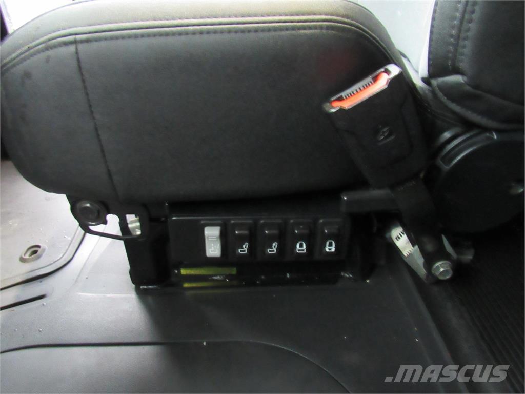 Mack AN64T Sattelzugmaschinen