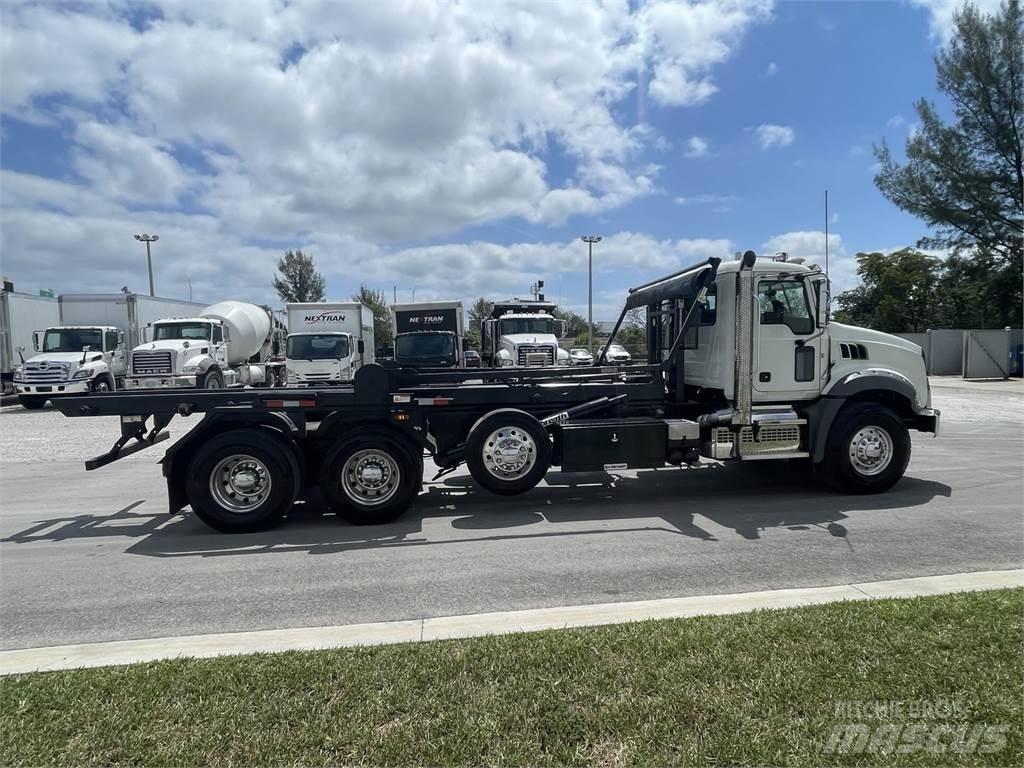 Mack GR64B Sattelzugmaschinen