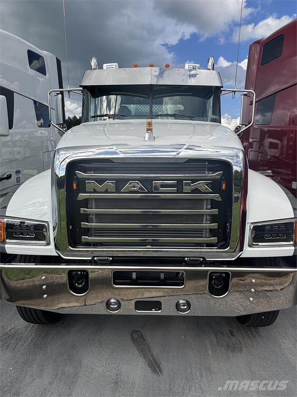Mack GR64FT Sattelzugmaschinen
