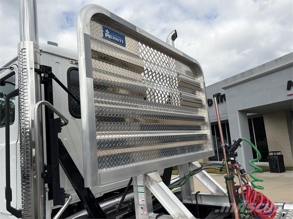 Mack GR64FT Sattelzugmaschinen