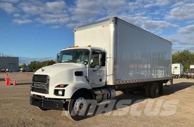 Mack MD642 Kofferaufbau