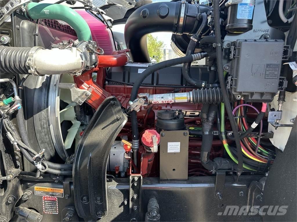 Mack PI64T Sattelzugmaschinen