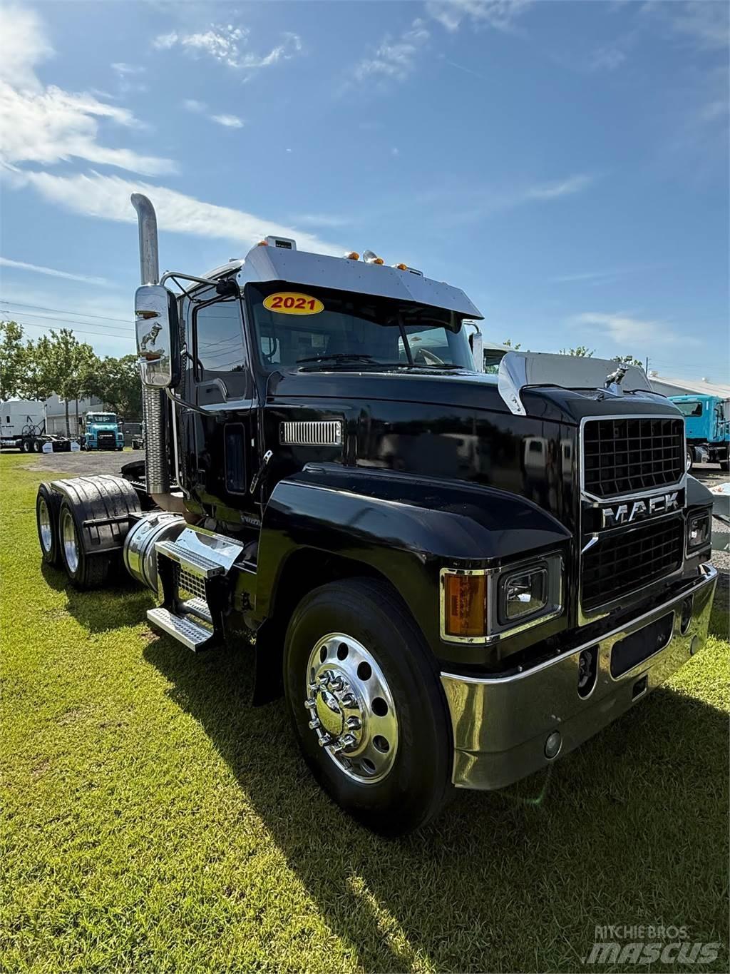 Mack PI64T Sattelzugmaschinen