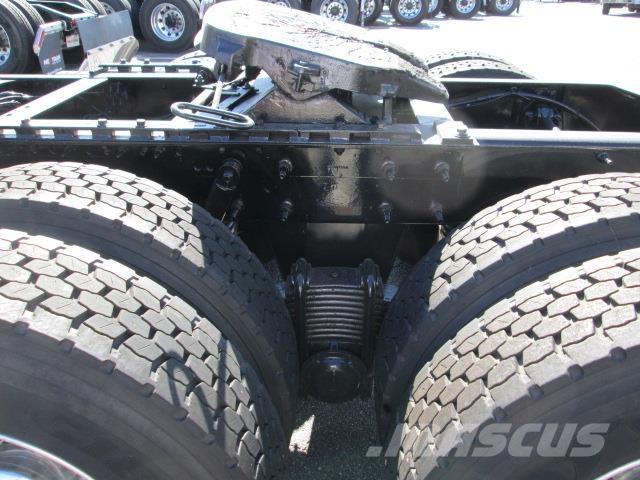 Mack PI64T Sattelzugmaschinen
