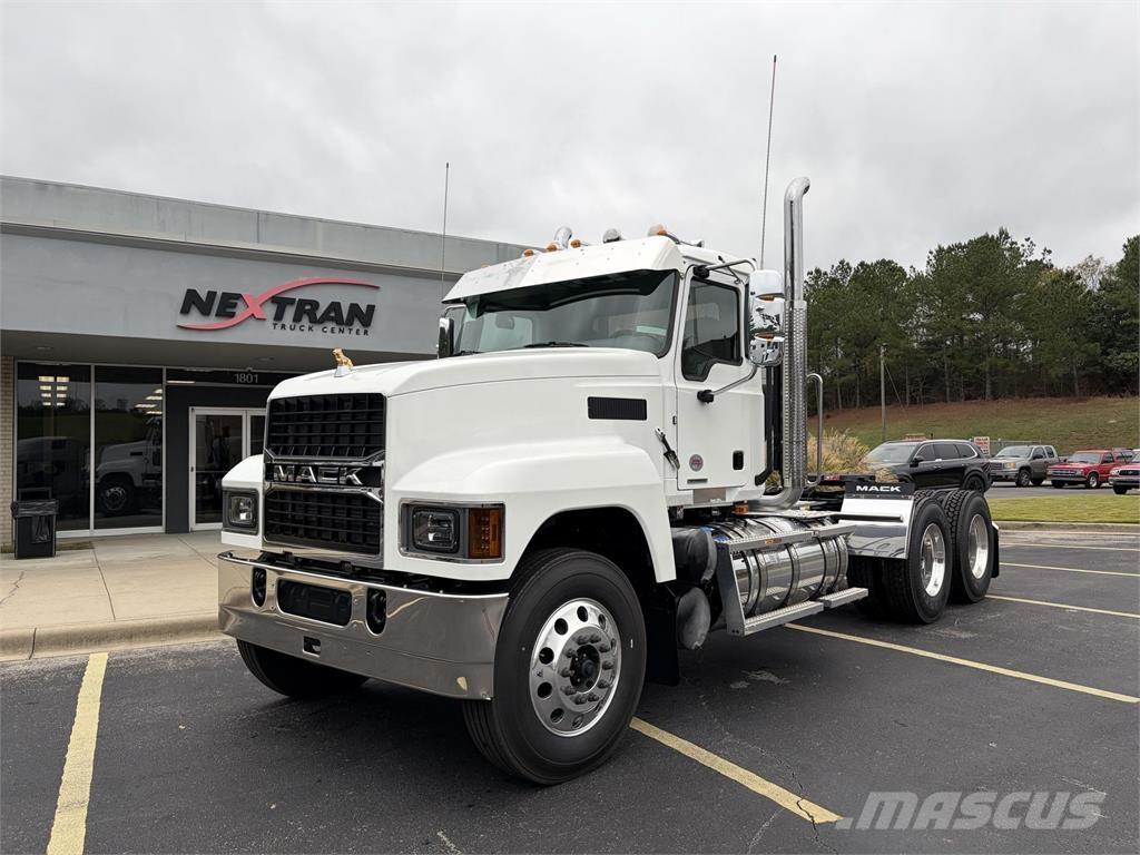 Mack PI64T Sattelzugmaschinen