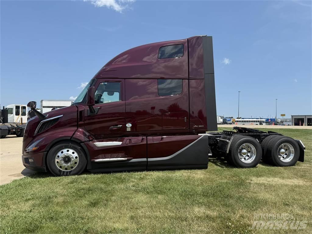 Volvo VNL 860 Sattelzugmaschinen