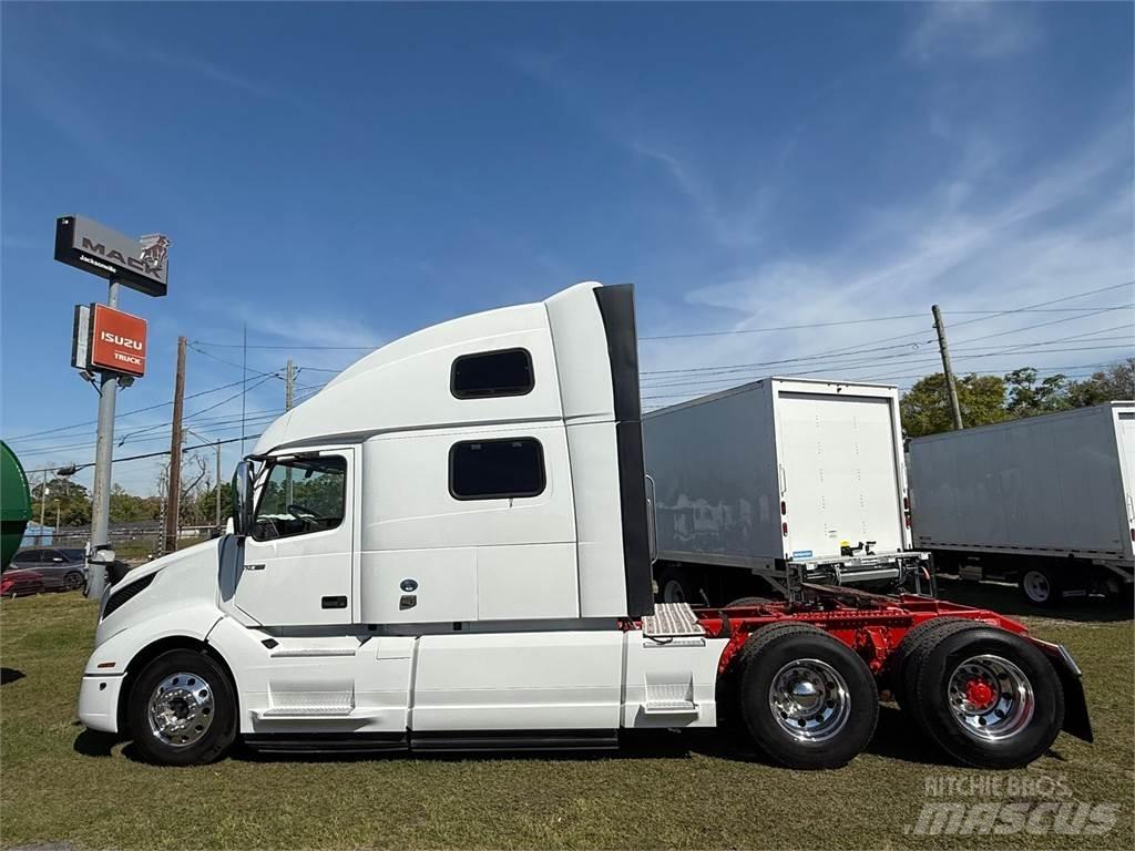 Volvo VNL64T860 Sattelzugmaschinen