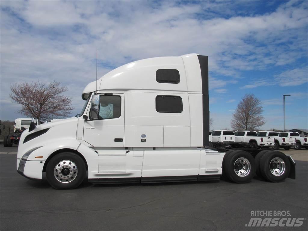 Volvo VNL64T860 Sattelzugmaschinen