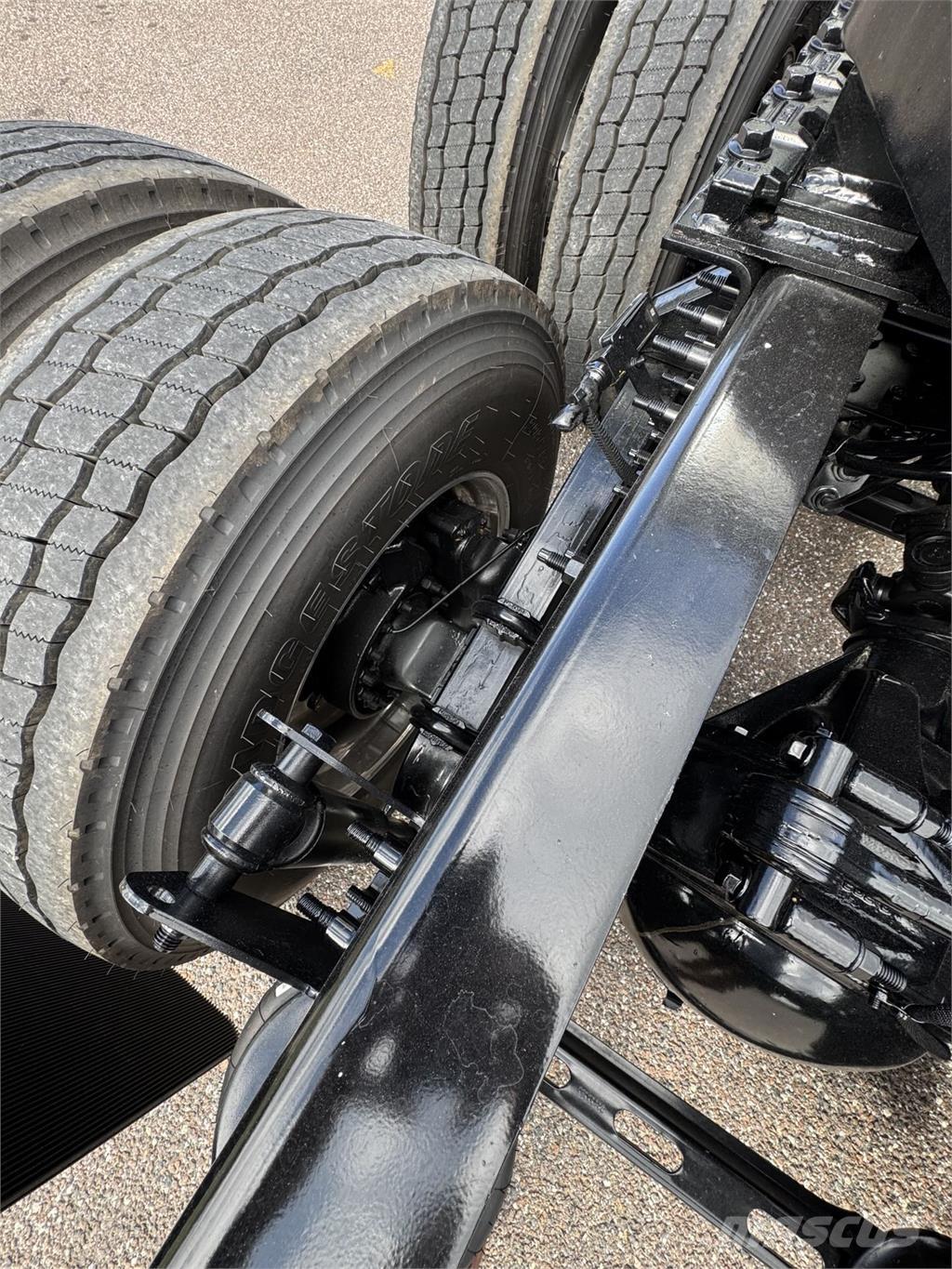 Volvo VNL64T860 Sattelzugmaschinen