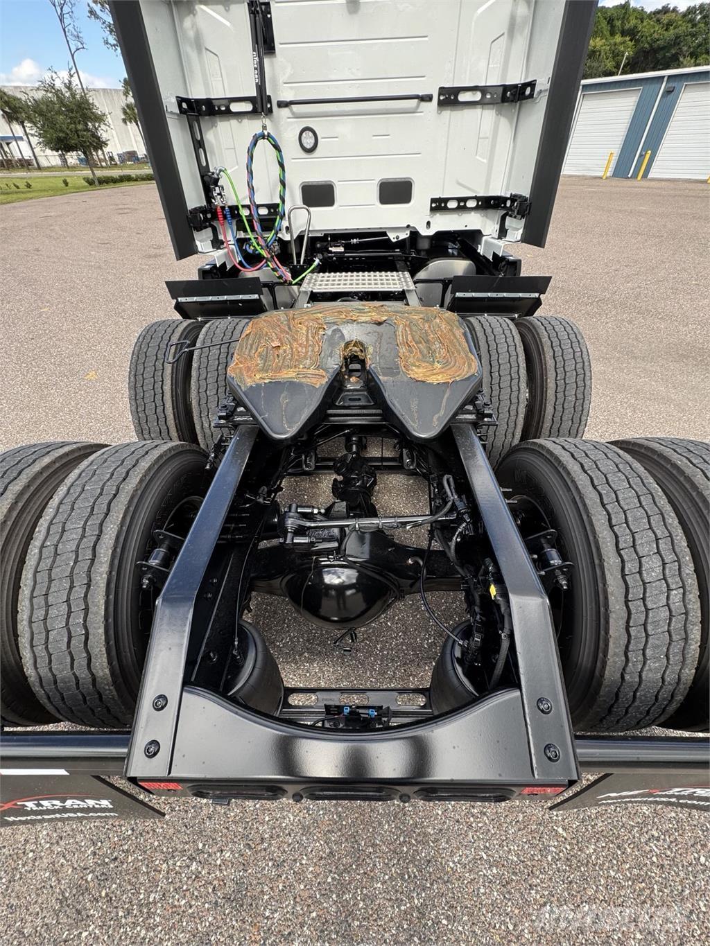 Volvo VNL64T860 Sattelzugmaschinen