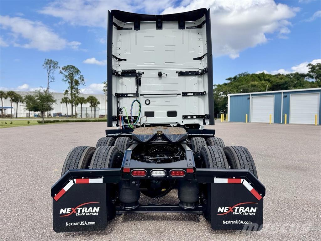 Volvo VNL64T860 Sattelzugmaschinen