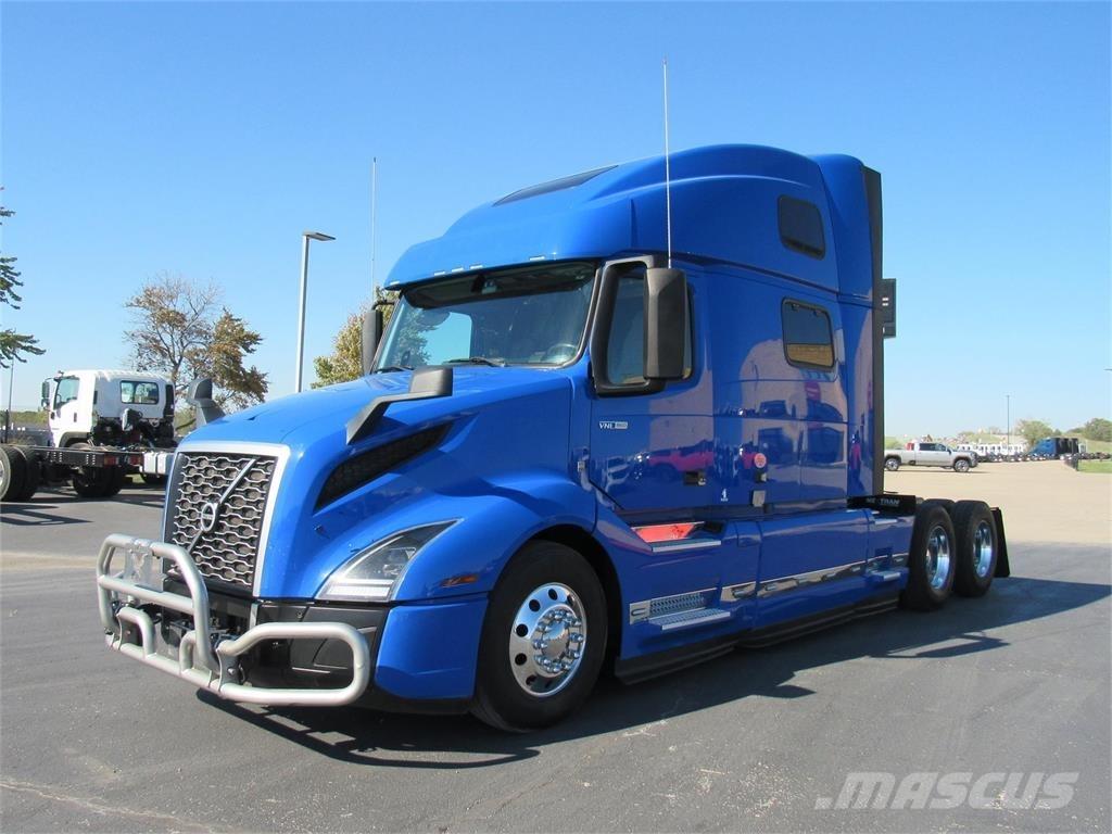 Volvo VNL860 Sattelzugmaschinen