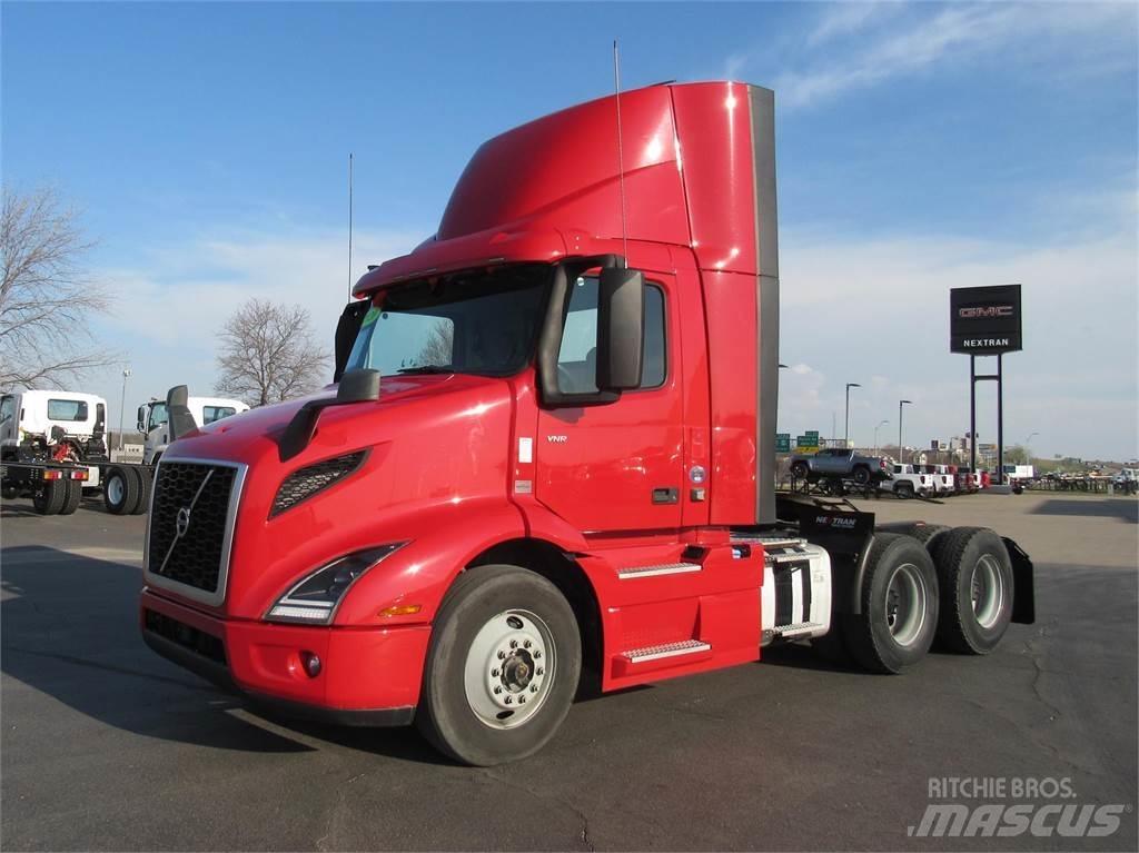 Volvo VNR64T300 Sattelzugmaschinen