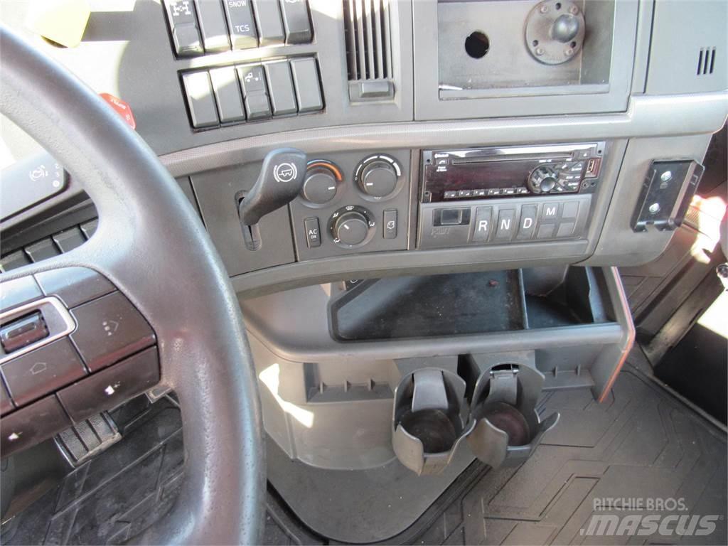 Volvo VNR64T300 Sattelzugmaschinen