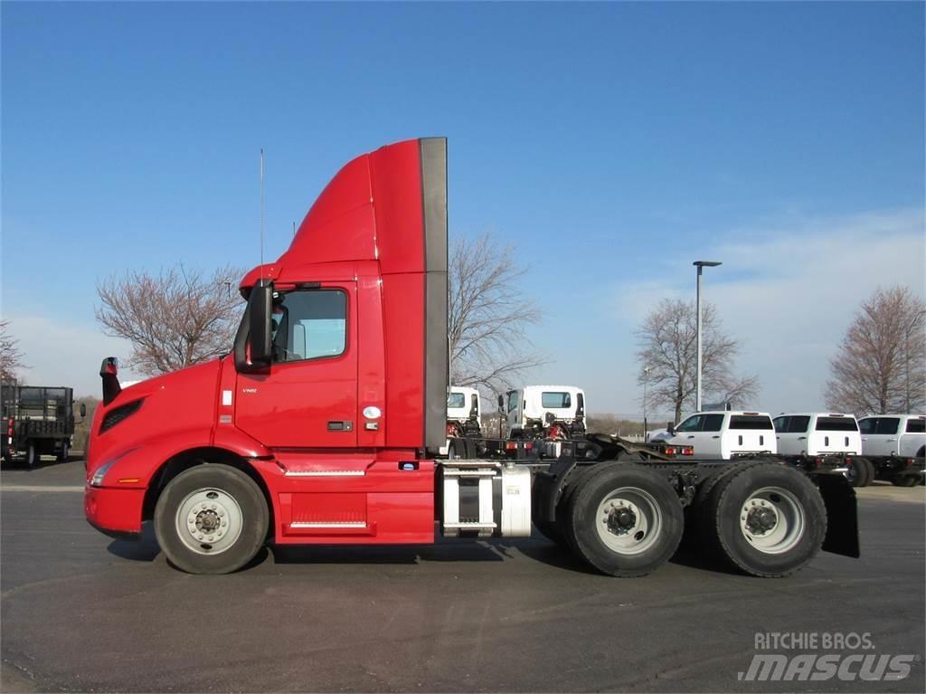 Volvo VNR64T300 Sattelzugmaschinen