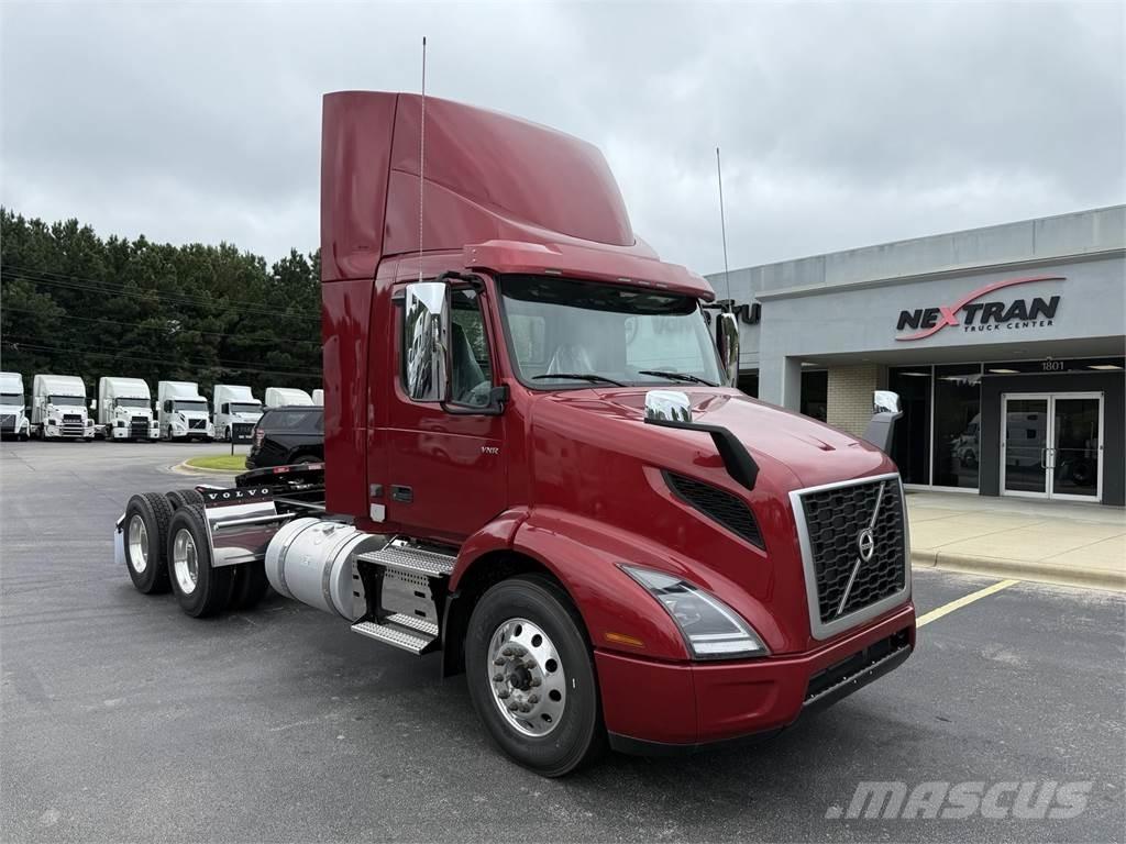 Volvo VNR64T300 Sattelzugmaschinen