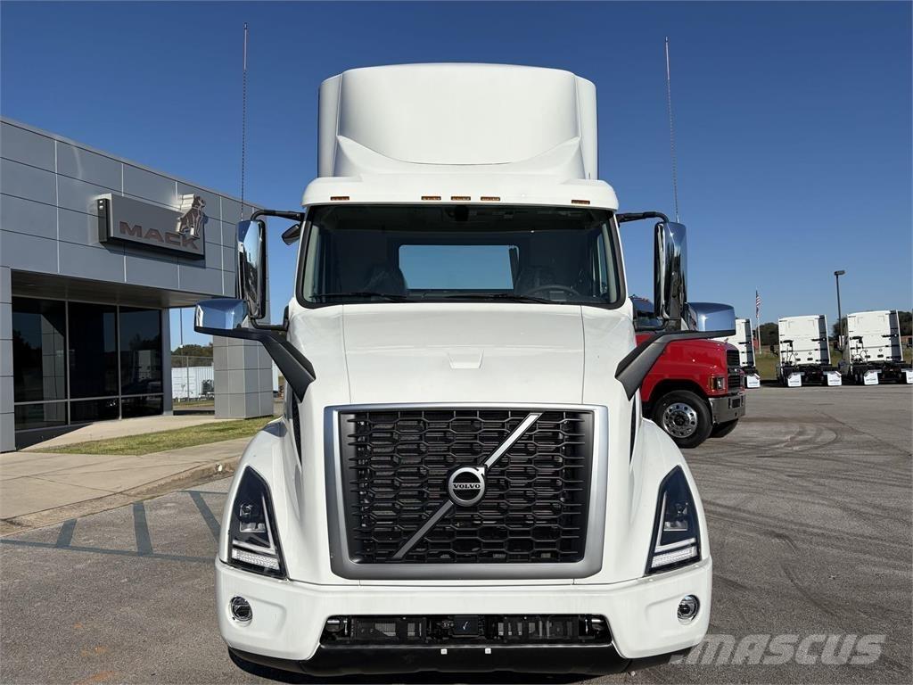 Volvo VNR64T300 Sattelzugmaschinen