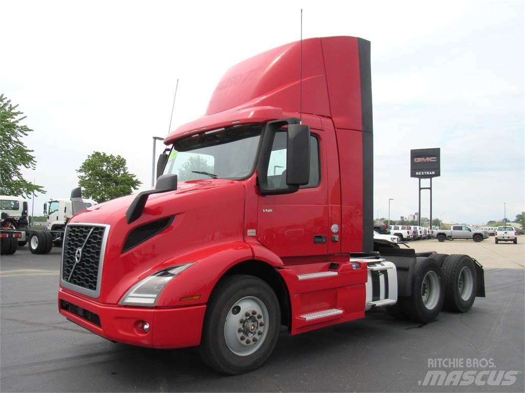 Volvo VNR64T300 Sattelzugmaschinen