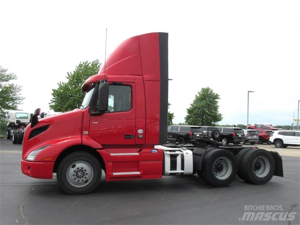 Volvo VNR64T300 Sattelzugmaschinen