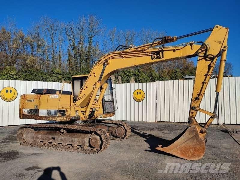 CAT E120B Raupenbagger