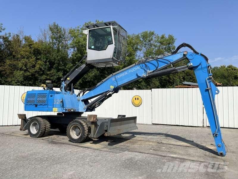 Fuchs MHL320 Materialumschlag