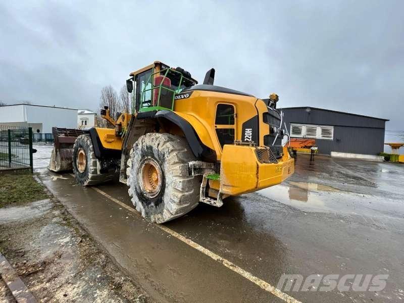 Volvo L220H Radlader