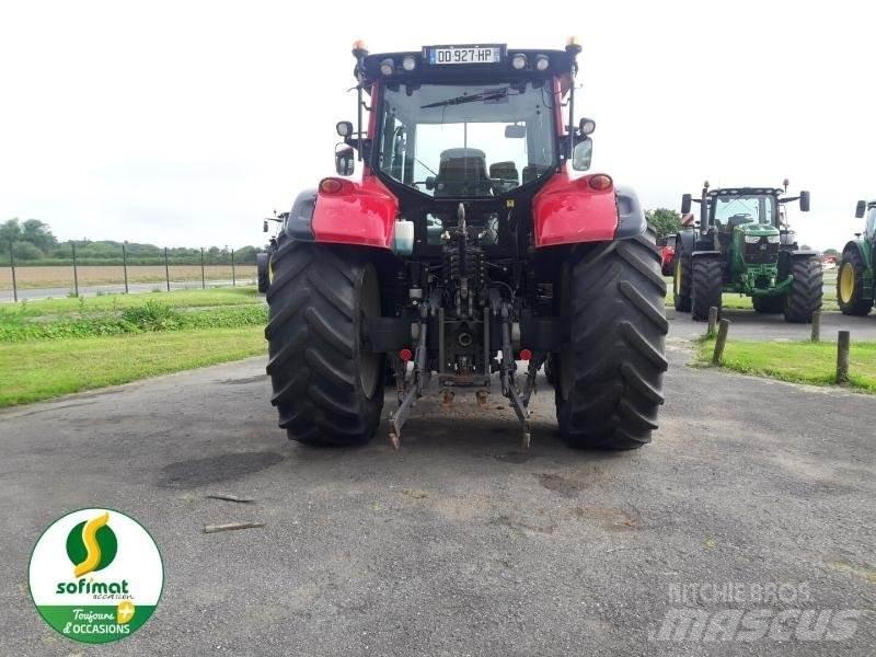 Valtra T183 Traktoren