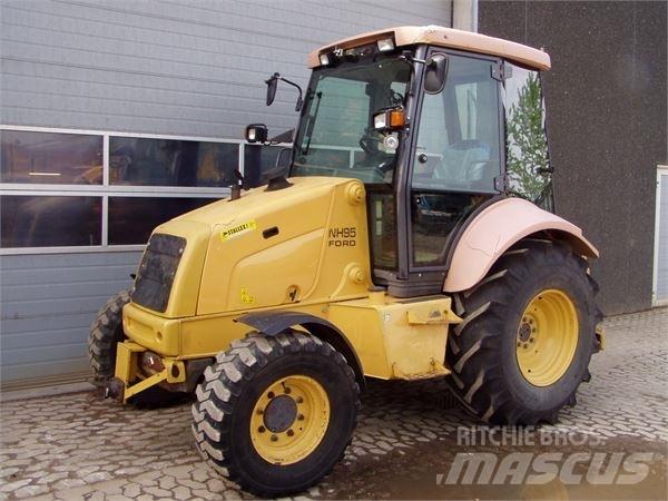 New Holland NH95 Traktoren