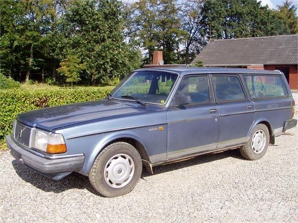 Volvo 240GL PKWs