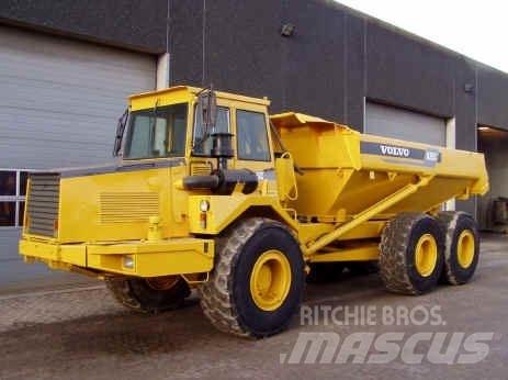 Volvo A25C Dumper - Knickgelenk