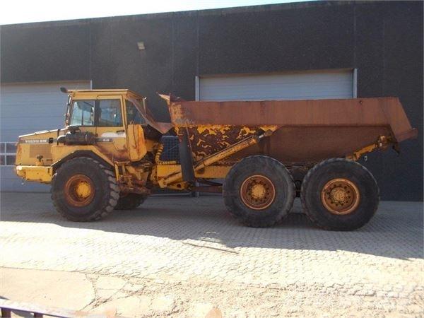 Volvo A25C Dumper - Knickgelenk