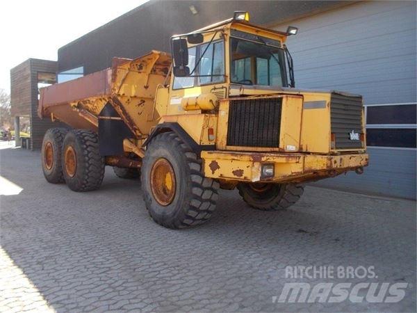 Volvo A25C Dumper - Knickgelenk