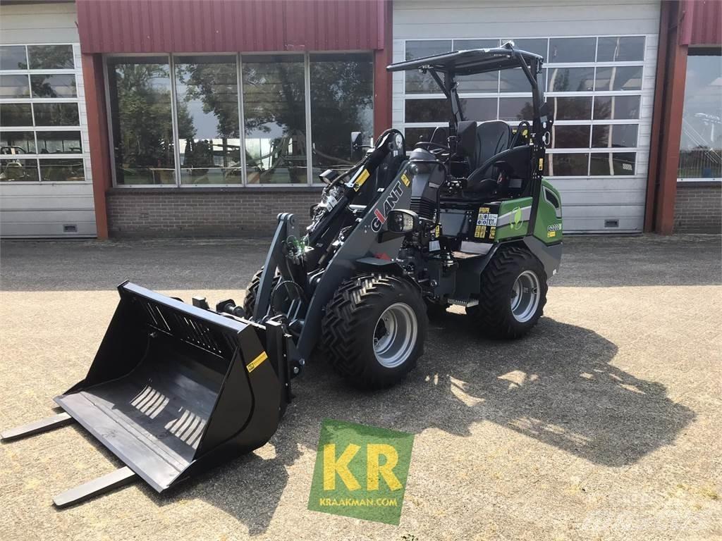 GiANT G2200E Hoflader