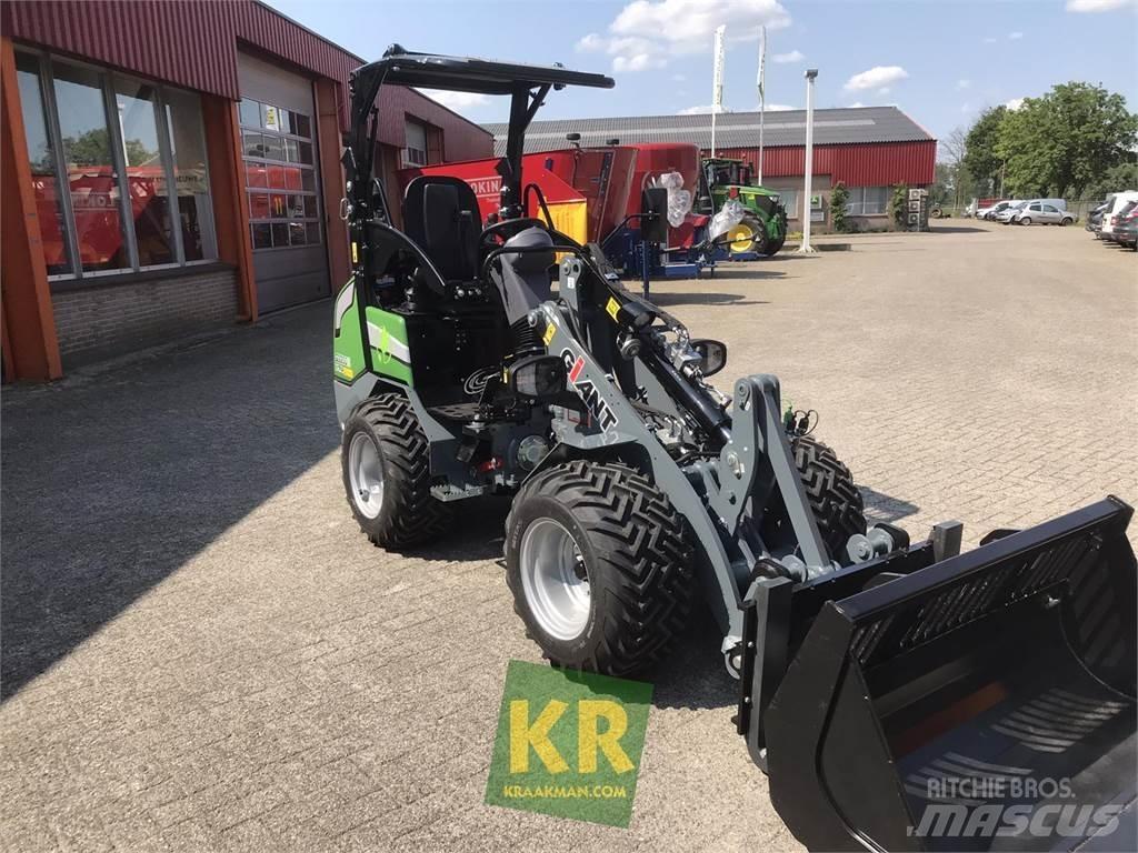 GiANT G2200E Hoflader