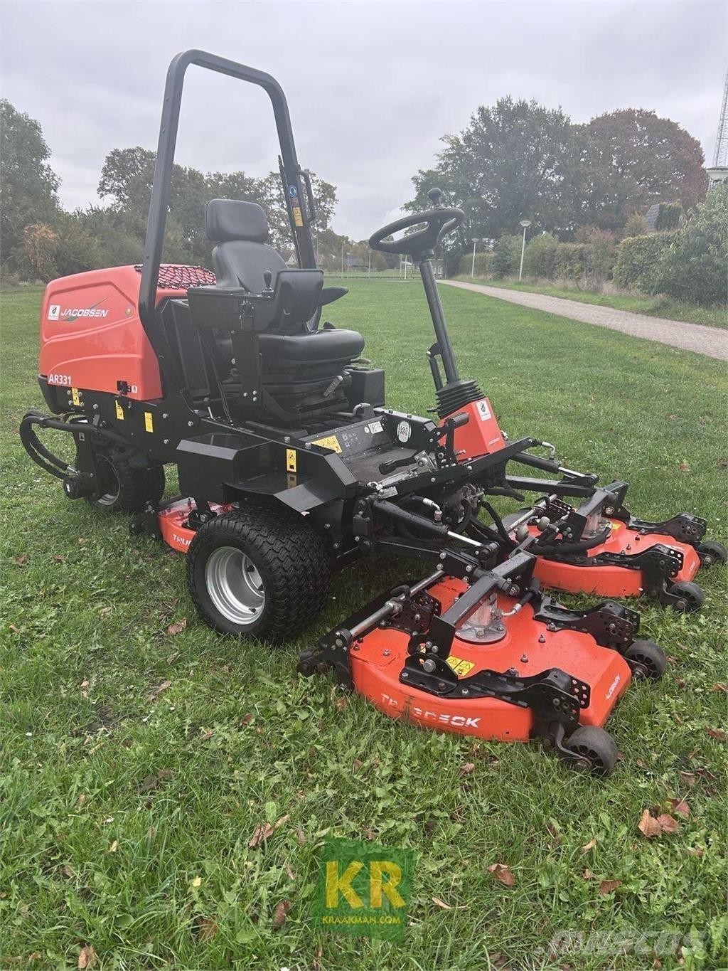 Jacobsen AR331 Rasentrimmer und -mäher