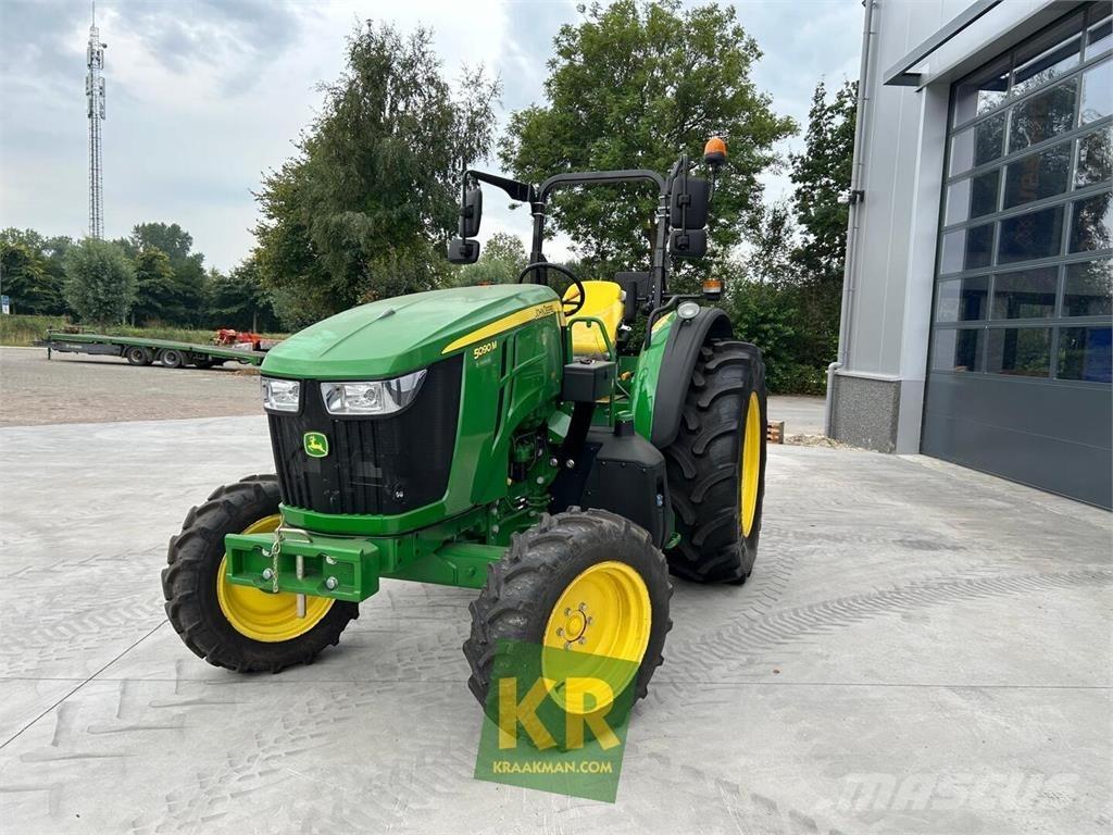 John Deere 5090M Traktoren