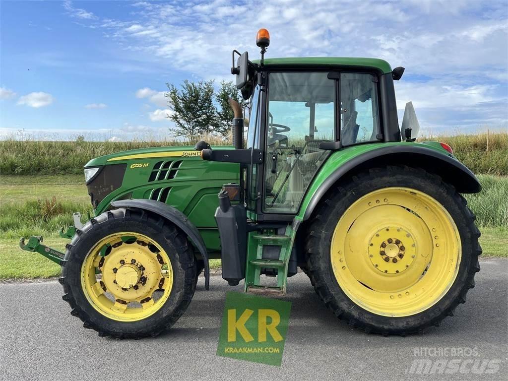John Deere 6125M Traktoren