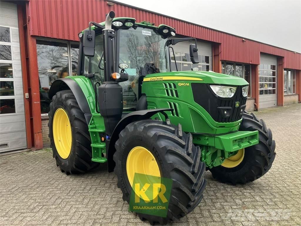 John Deere 6140M Traktoren