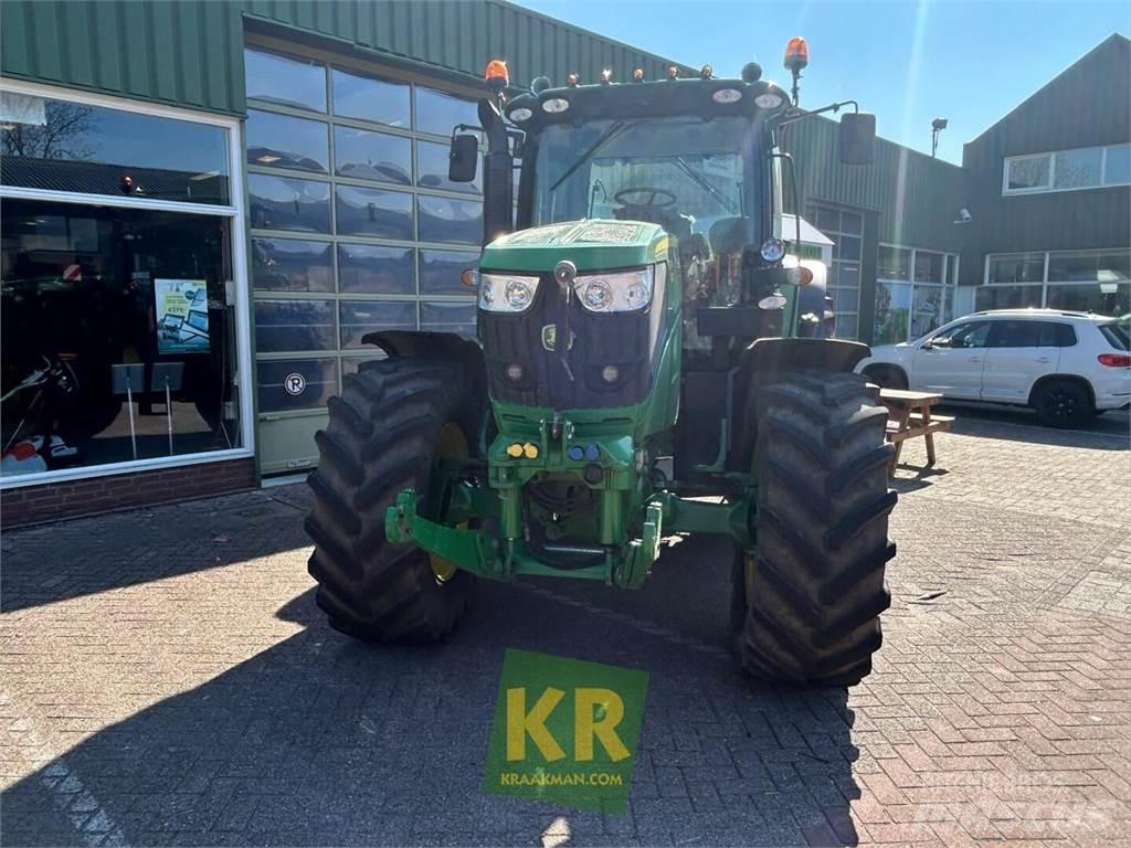 John Deere 6150R Traktoren