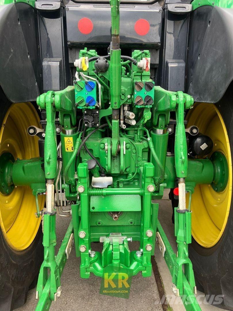 John Deere 6155M Traktoren