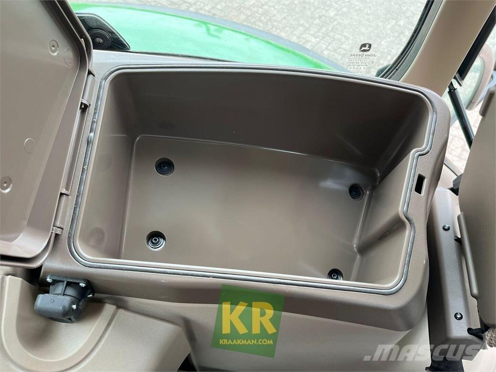 John Deere 6R 155 Traktoren