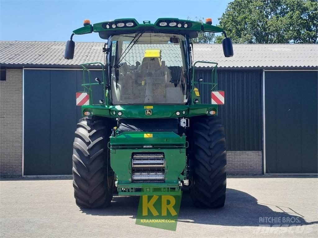 John Deere 8500 Feldhäcksler