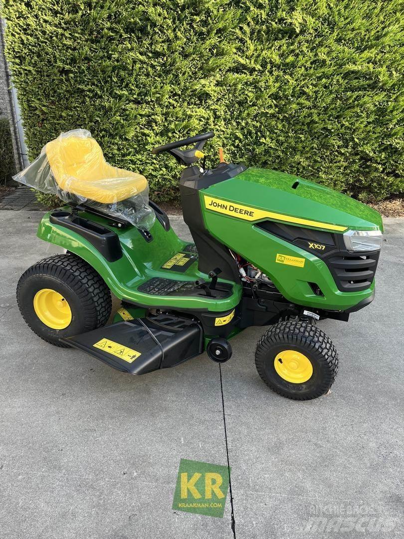 John Deere X107 Reitermäher