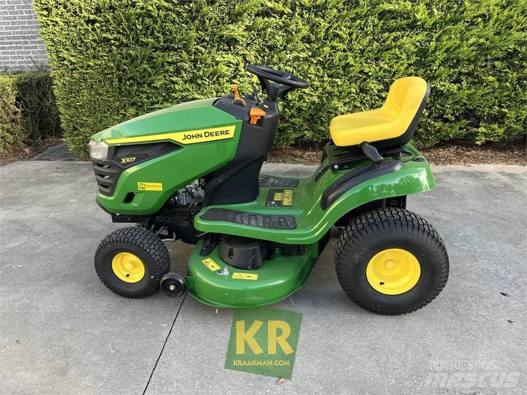 John Deere X107 Reitermäher