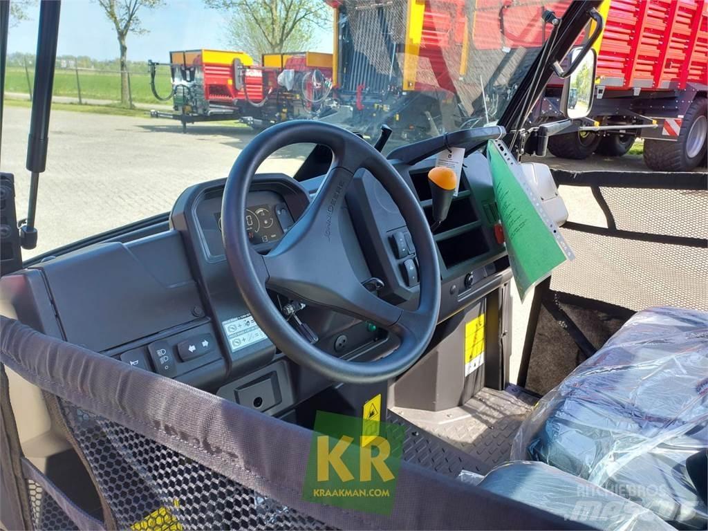 John Deere XUV835M ATV/Quad