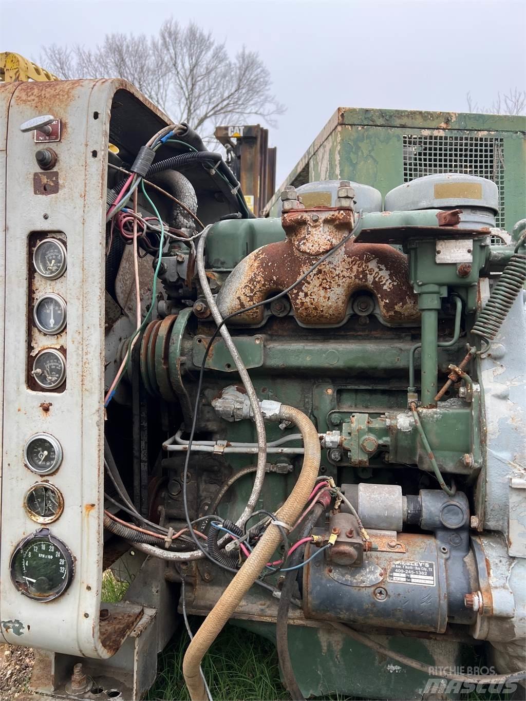 Detroit 353 Motoren