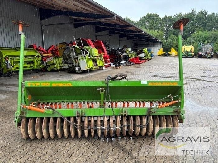 Amazone D7-30 SPECIAL Drillmaschinen